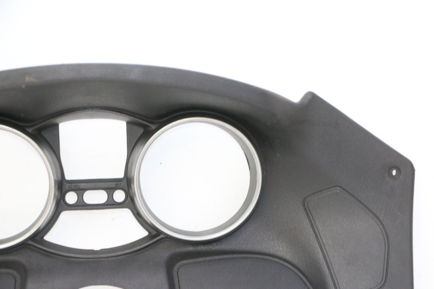 photo de TACHOMETERBLENDE PIAGGIO MP3 125 (2006 - 2014)