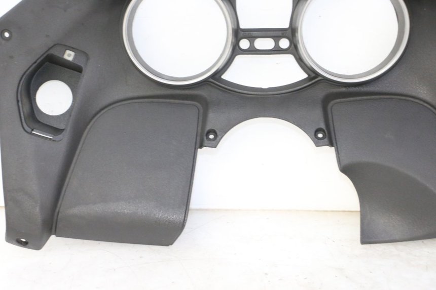 photo de TACHOMETERBLENDE PIAGGIO MP3 125 (2006 - 2014)