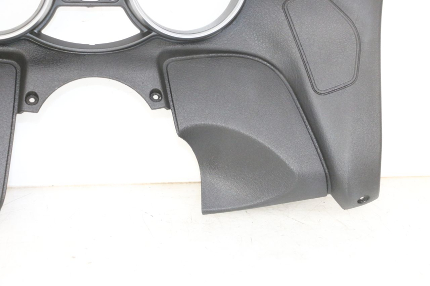 photo de TACHO VERKLEIDUNG PIAGGIO MP3 RL 250 (2007 - 2010) - Weitere Ansicht des Artikels