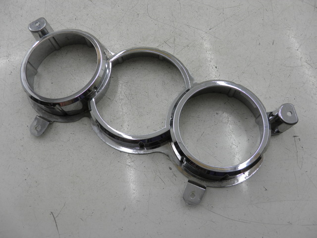 photo de TACHO VERKLEIDUNG PEUGEOT SATELIS 125 (2010 - 2012)