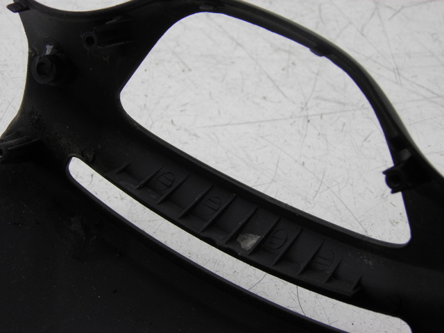 photo de TACHO VERKLEIDUNG PIAGGIO X9 EVOLUTION 125 (2003 - 2007)