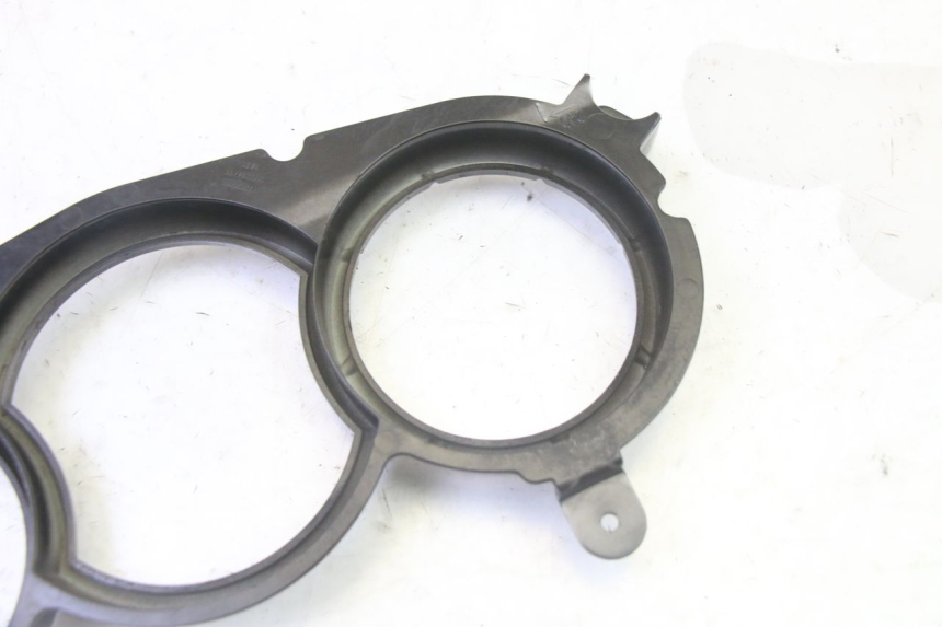 photo de TACHO VERKLEIDUNG PEUGEOT SATELIS 125 (2013 - 2018)