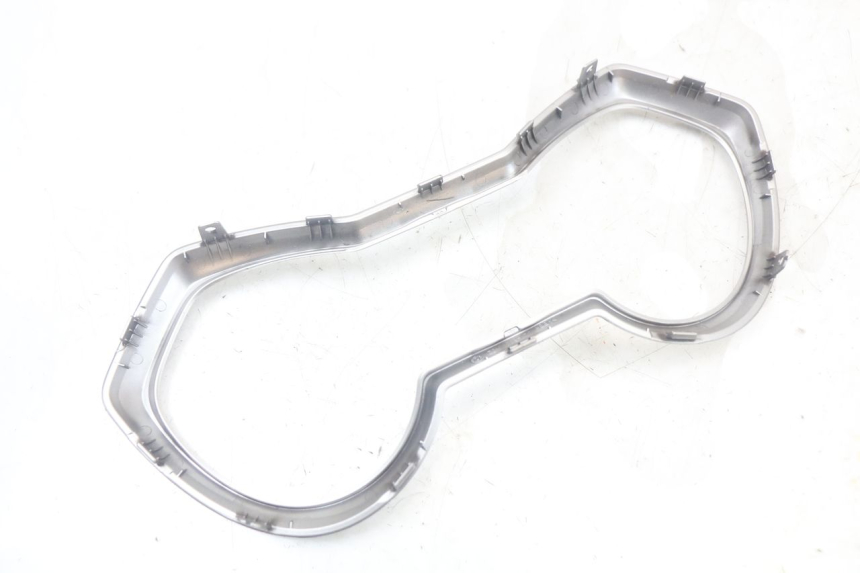 photo de TACHOMETERBLENDE YAMAHA XMAX X-MAX ABS 125 (2017 - 2020) - Technische Nahaufnahme