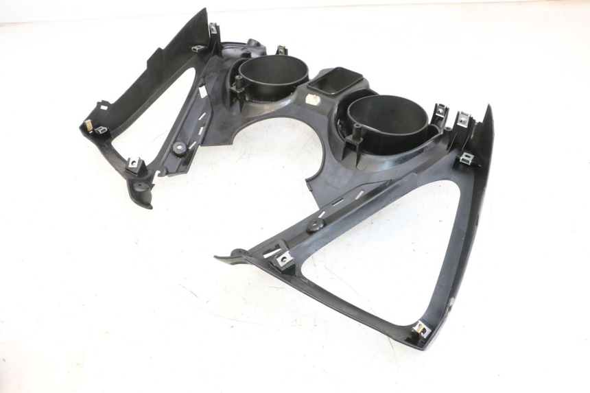 photo de TACHOMETERBLENDE YAMAHA X-MAX XMAX 125 (2010 - 2013) - Details der Befestigungspunkte