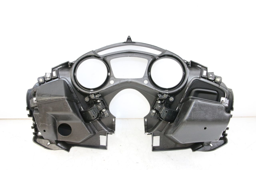 photo de TACHOMETERBLENDE PIAGGIO X10 125 (2012 - 2017)
