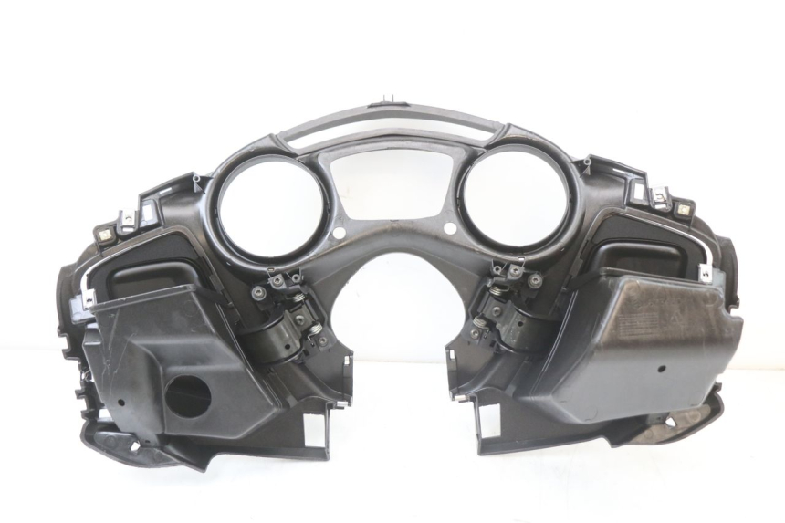 photo de TACHOMETERBLENDE PIAGGIO X10 125 (2012 - 2017)