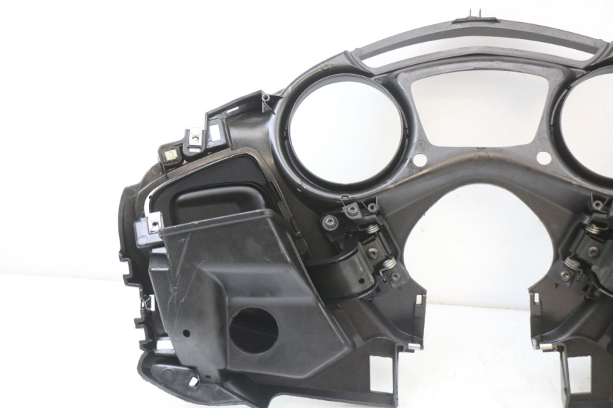 photo de TACHOMETERBLENDE PIAGGIO X10 125 (2012 - 2017)