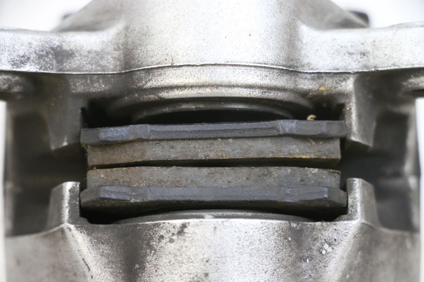 photo de HINTEN BREMSSATTEL YAMAHA XMAX X-MAX 125 (2006 - 2009) - Zoom auf Gebrauchszustand