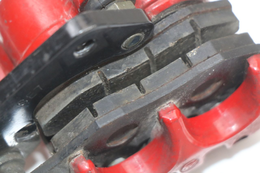 photo de BREMSZANGE VORNE DAELIM A-FOUR 2T 50 (2005 - 2012)
