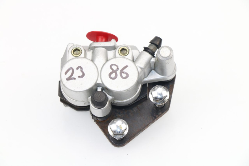 photo de BREMSZANGE VORNE BAOTIAN BT SPEEDROAD 125 (2008 - 2012)