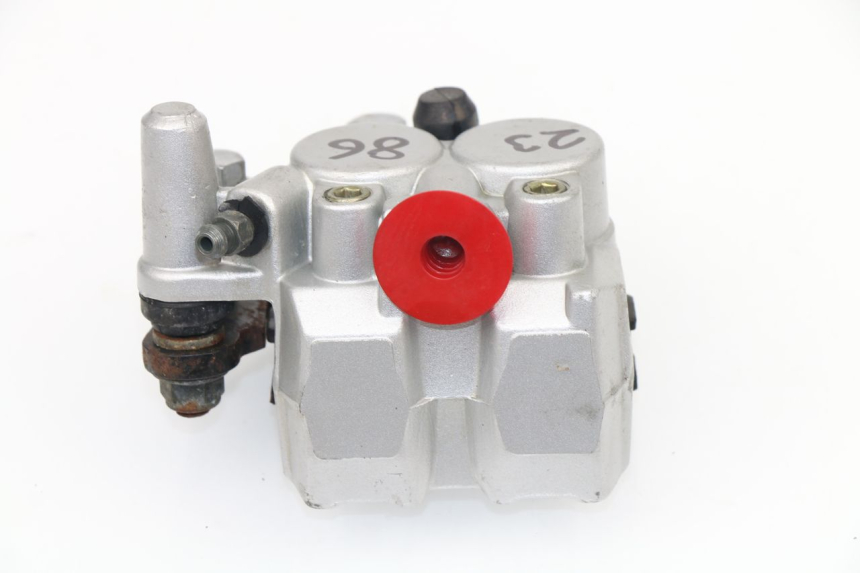 photo de BREMSZANGE VORNE BAOTIAN BT SPEEDROAD 125 (2008 - 2012)