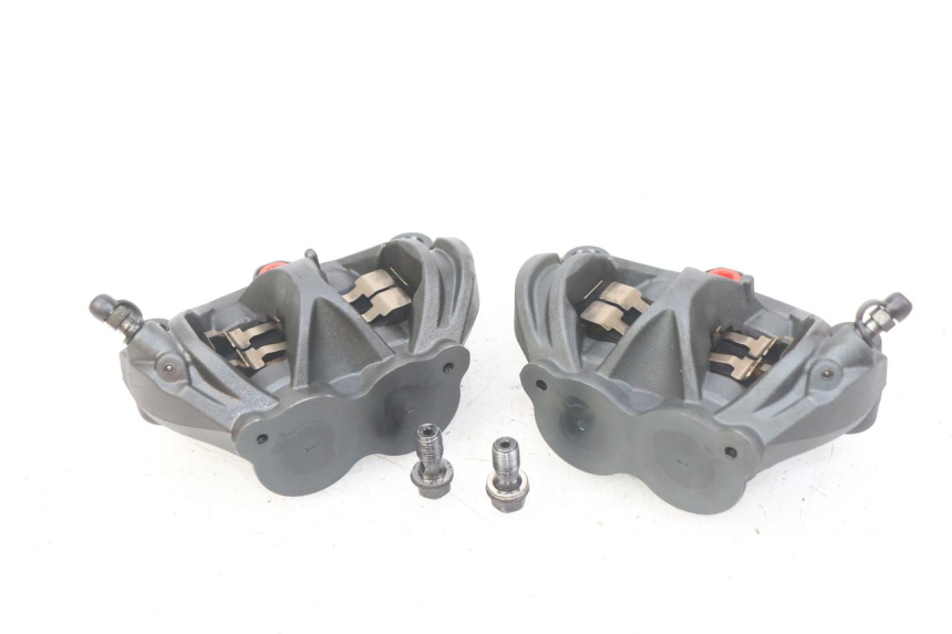 photo de VORDERER BREMSSATTEL HONDA CB R 1000 (2018 - 2023)