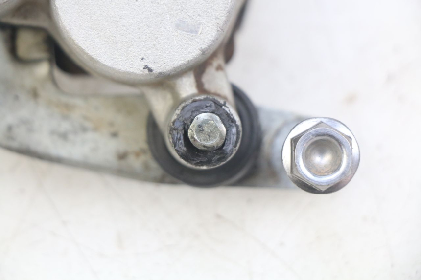 photo de VORDERER BREMSSATTEL HONDA CR 80 (2001 - 2003)