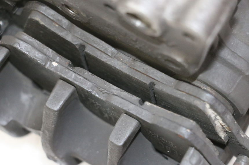 photo de VORDERER BREMSSATTEL HONDA FES S-WING SWING ABS 125 (2007 - 2015)