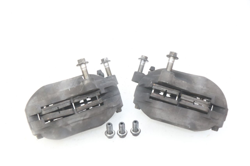 photo de BREMSZANGE VORNE YAMAHA FJR ABS 1300 (2016 - 2020)