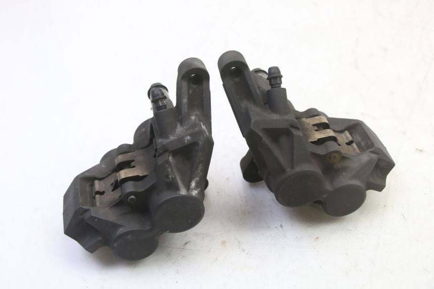 photo de BREMSZANGE VORNE YAMAHA FZ6 FAZER S2 600 (2007 - 2011)