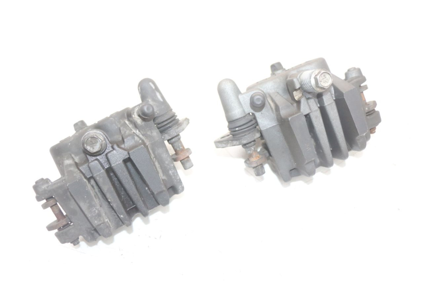 photo de BREMSZANGE VORNE SUZUKI GSR 750 (2011 - 2017)