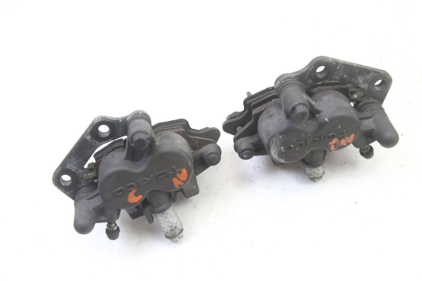photo de BREMSZANGE VORNE SUZUKI GSR 750 (2011 - 2017)