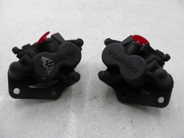 photo de BREMSZANGE VORNE KAWASAKI ER-6 ER6 N 650 (2005 - 2009)