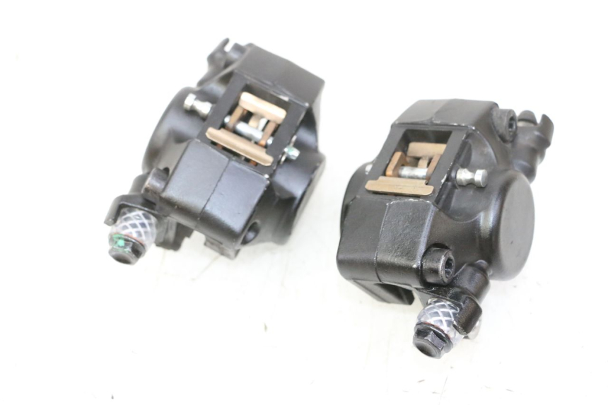 photo de BREMSZANGE VORNE PIAGGIO MP3 HPE 310 (2024 - 2025)