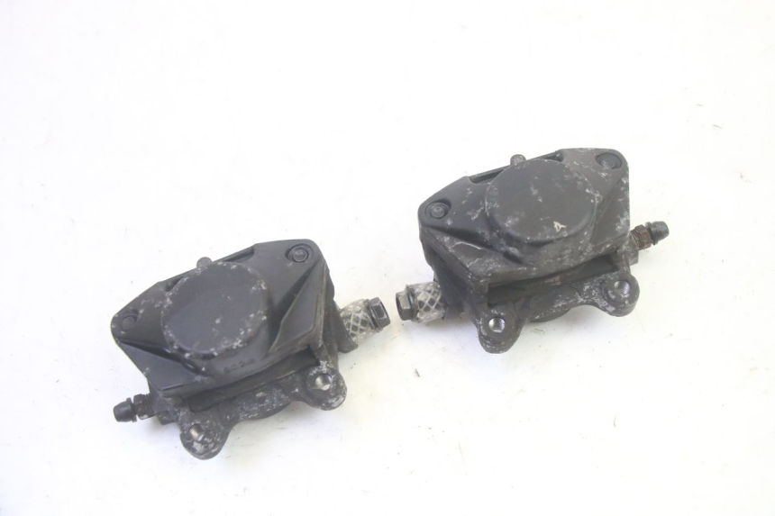 photo de BREMSZANGE VORNE PIAGGIO MP3 HPE 350 (2018 - 2020) - Details der Befestigungspunkte