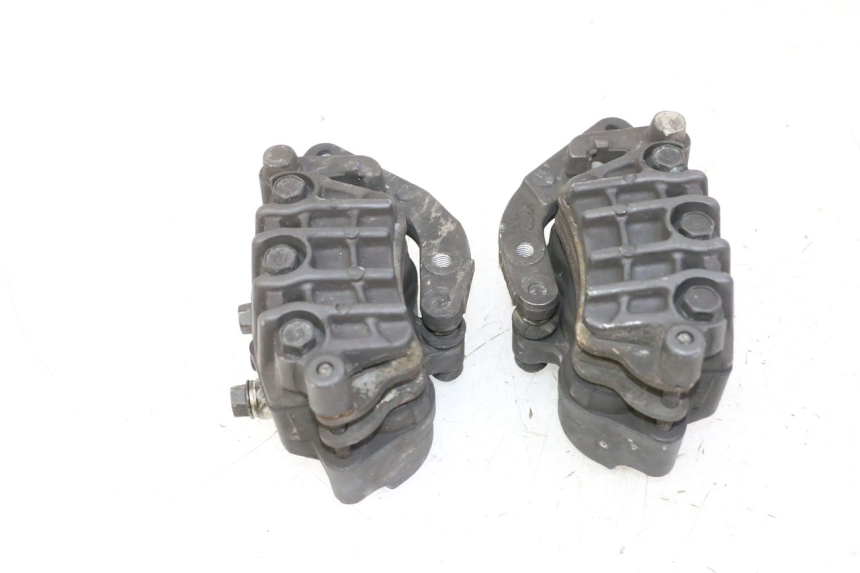 photo de BREMSZANGE VORNE HONDA NTV DEAUVILLE 650 (2001 - 2006)