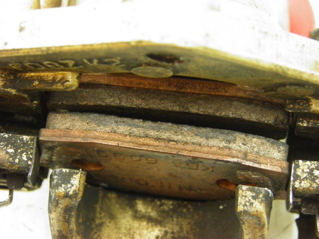 photo de VORDERER BREMSSATTEL PEUGEOT V-CLIC VCLIC 50 (2007 - 2013)