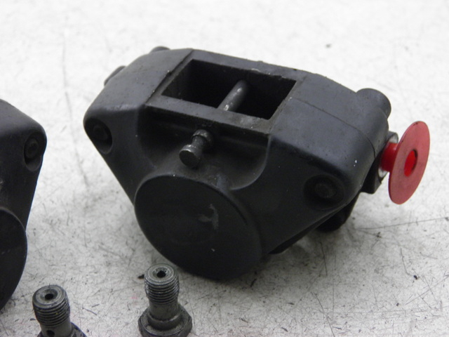 photo de BREMSZANGE VORNE PIAGGIO MP3 LT 300 (2010 - 2016)