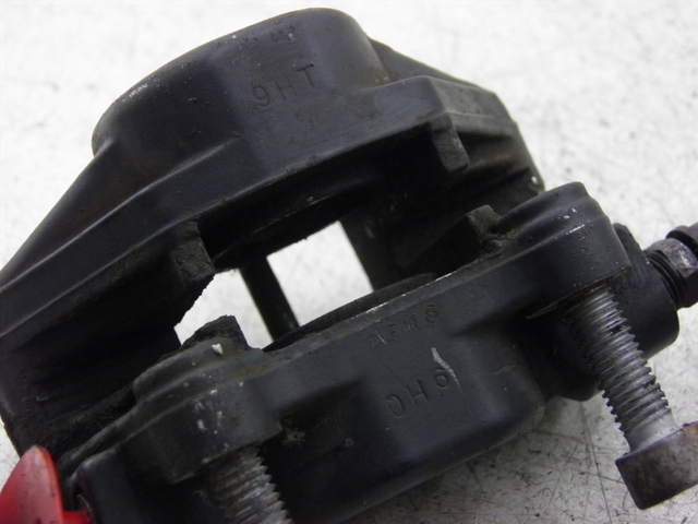 photo de BREMSZANGE VORNE PIAGGIO MP3 LT 300 (2010 - 2016)