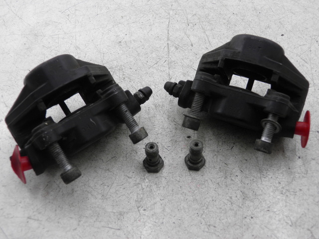 photo de BREMSZANGE VORNE PIAGGIO MP3 LT 300 (2010 - 2016)