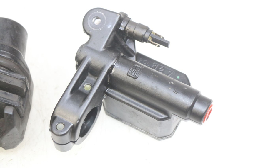 photo de VORDERER BREMSSATTEL PIAGGIO XEVO - X EVO 125 (2007 - 2016)