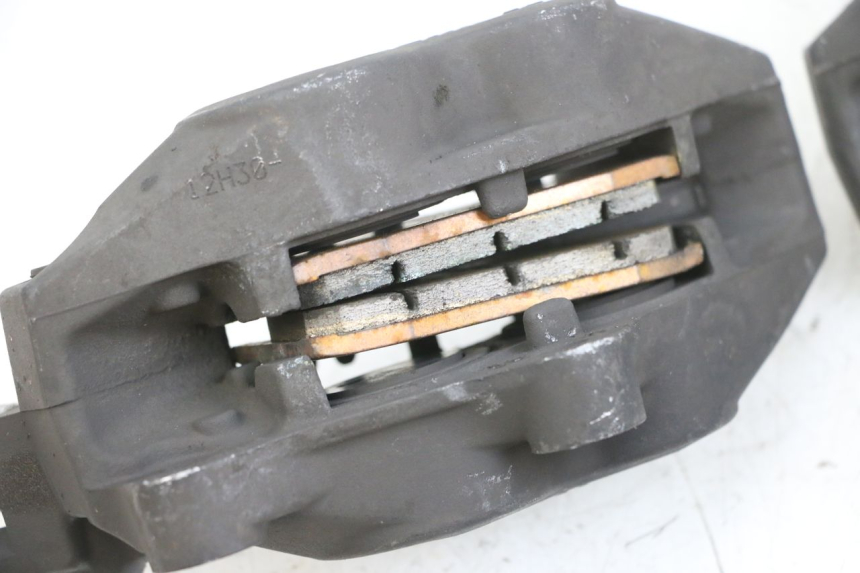 photo de BREMSZANGE VORNE BMW R RT ABS 1200 (2010 - 2014) - Kennzeichnungen und Originalreferenzen