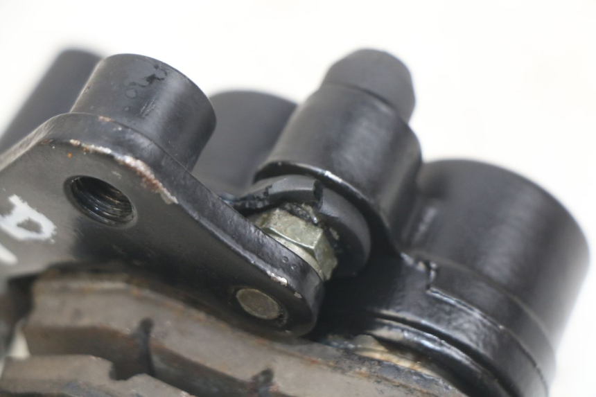 photo de VORDERER BREMSSATTEL YAMASAKI RAPTOR 50 (2013 - 2018)