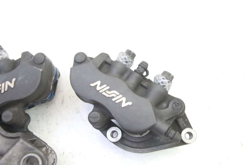 photo de BREMSZANGE VORNE HONDA ST PAN EUROPEAN 1300 (2002 - 2013)