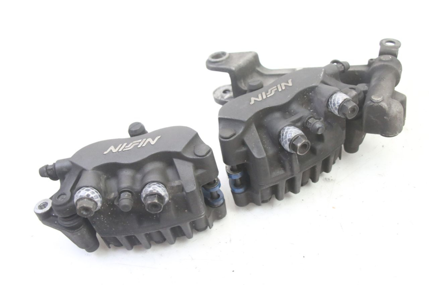photo de BREMSZANGE VORNE HONDA ST PAN EUROPEAN 1300 (2002 - 2013)