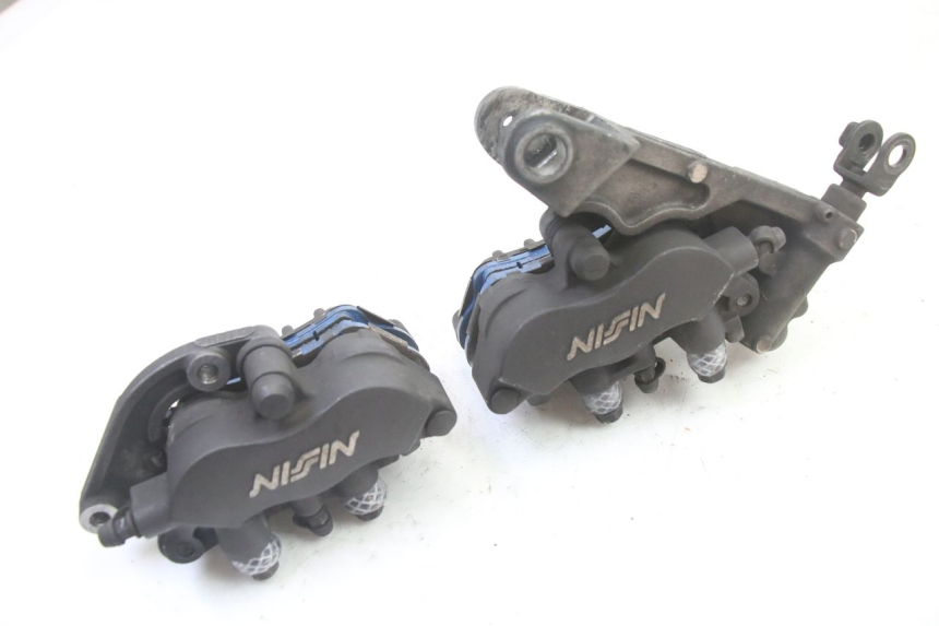 photo de BREMSZANGE VORNE HONDA ST PAN EUROPEAN 1300 (2002 - 2013)