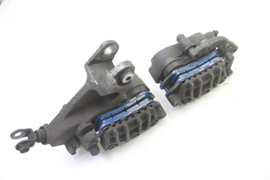 photo de BREMSZANGE VORNE HONDA ST PAN EUROPEAN 1300 (2002 - 2013)