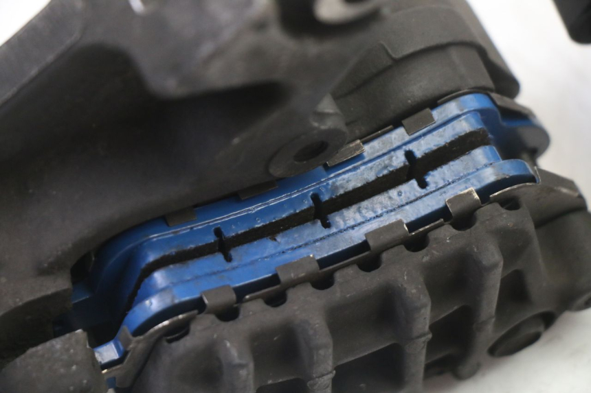 photo de BREMSZANGE VORNE HONDA ST PAN EUROPEAN 1300 (2002 - 2013)