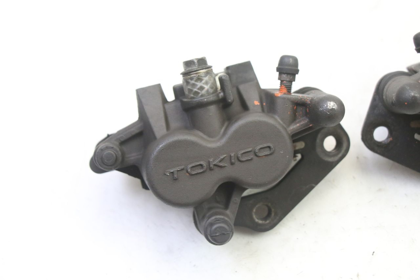 photo de BREMSZANGE VORNE SUZUKI SV S 650 (2003 - 2009)