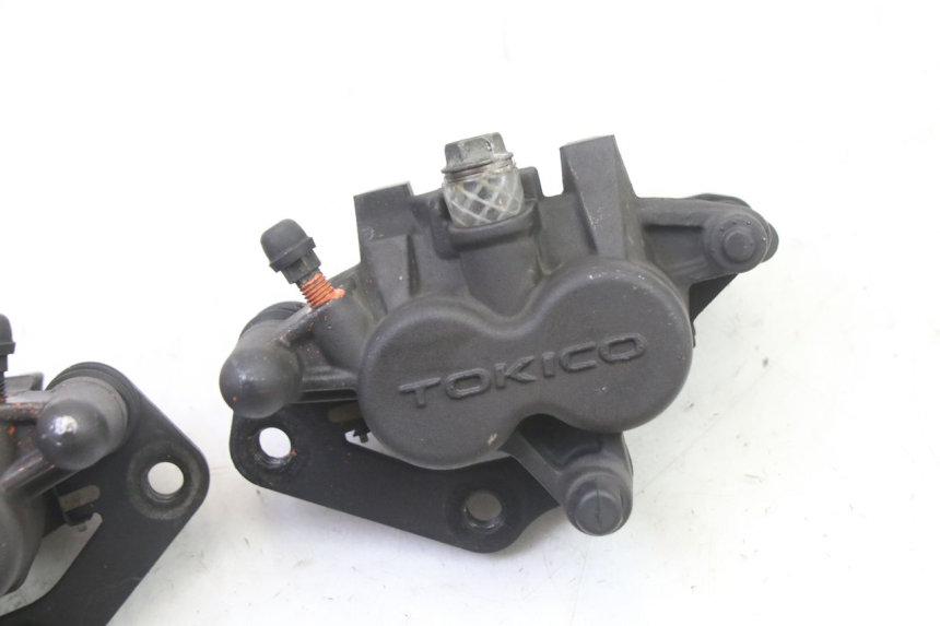 photo de BREMSZANGE VORNE SUZUKI SV S 650 (2003 - 2009)