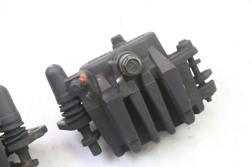 photo de BREMSZANGE VORNE SUZUKI SV S 650 (2003 - 2009)