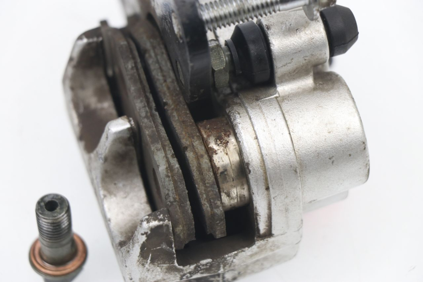 photo de BREMSZANGE VORNE SYM ORBIT 50 (2008 - 2010)