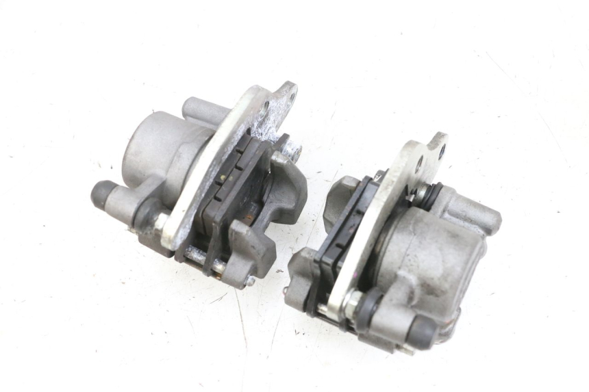 photo de BREMSZANGE VORNE YAMAHA TRICITY 300 (2020 - 2024) - Detailansicht des Bauteils