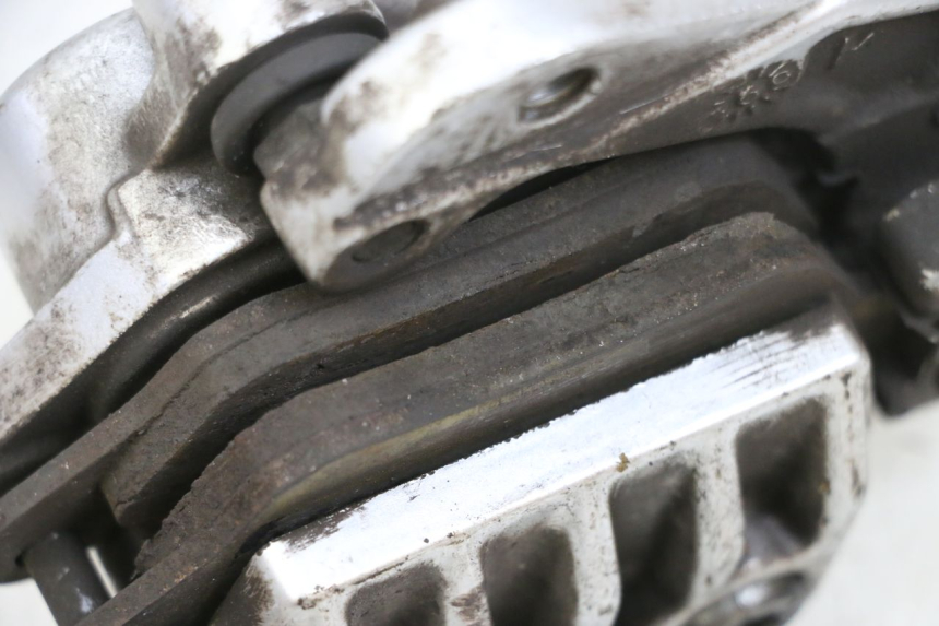 photo de VORDERER BREMSSATTEL YAMAHA XMAX X-MAX 125 (2006 - 2009) - Alternative Perspektive