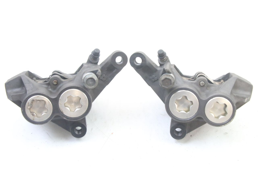 photo de BREMSZANGE VORNE YAMAHA FZ6 FAZER S2 600 (2007 - 2011)