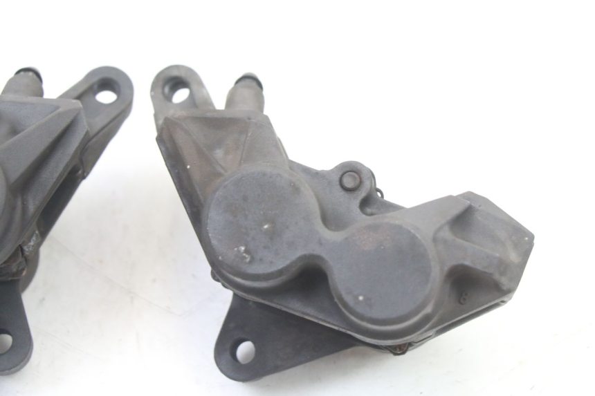 photo de BREMSZANGE VORNE YAMAHA FZ6 FAZER S2 600 (2007 - 2011)