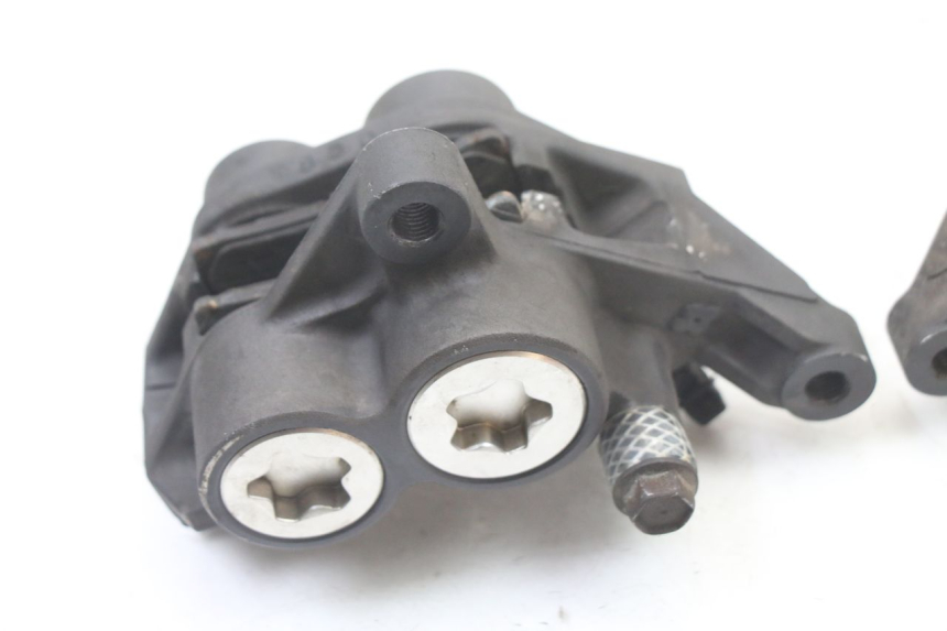 photo de BREMSZANGE VORNE YAMAHA FZ6 FAZER S2 600 (2007 - 2011)