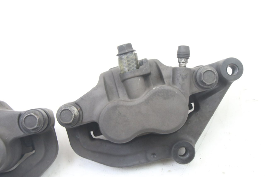 photo de BREMSZANGE VORNE YAMAHA XJ6 600 (2008 - 2016)