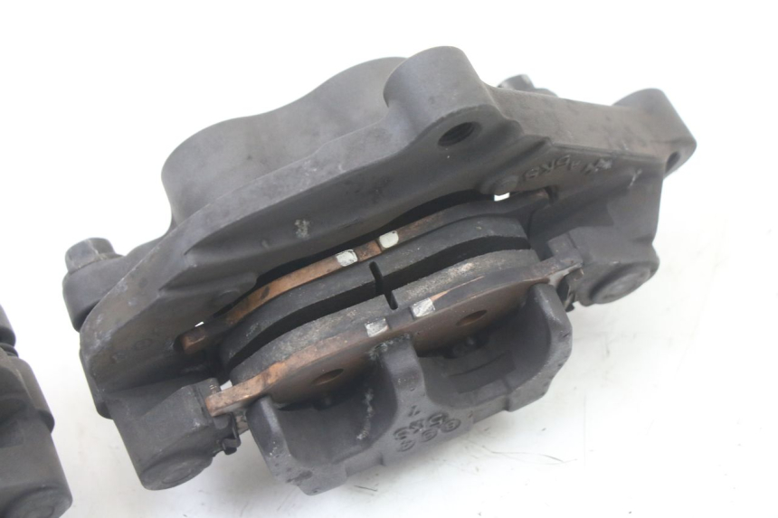 photo de BREMSZANGE VORNE YAMAHA XJ6 ABS 600 (2008 - 2016)