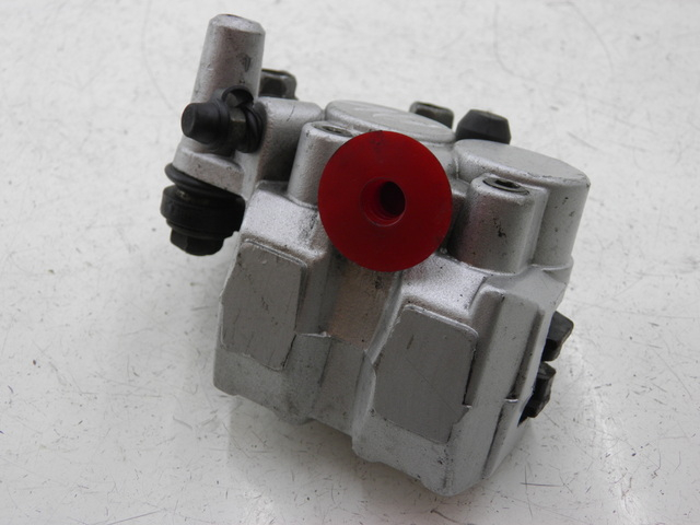 photo de BREMSZANGE VORNE YIYING YY 125 T-10 125 (2006 - 2012)